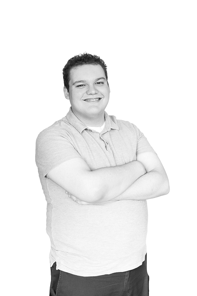 Ryne BW White Biz Smaller